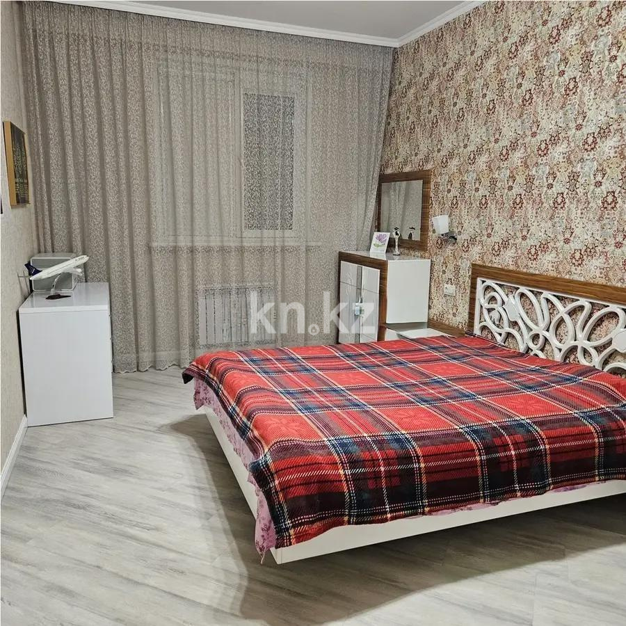 Продажа 2-комнатной квартиры, 83 м², ул. Жарокова, дом  230 - Продажа  двухкомнатных квартир в Алматы фото 1 из 4