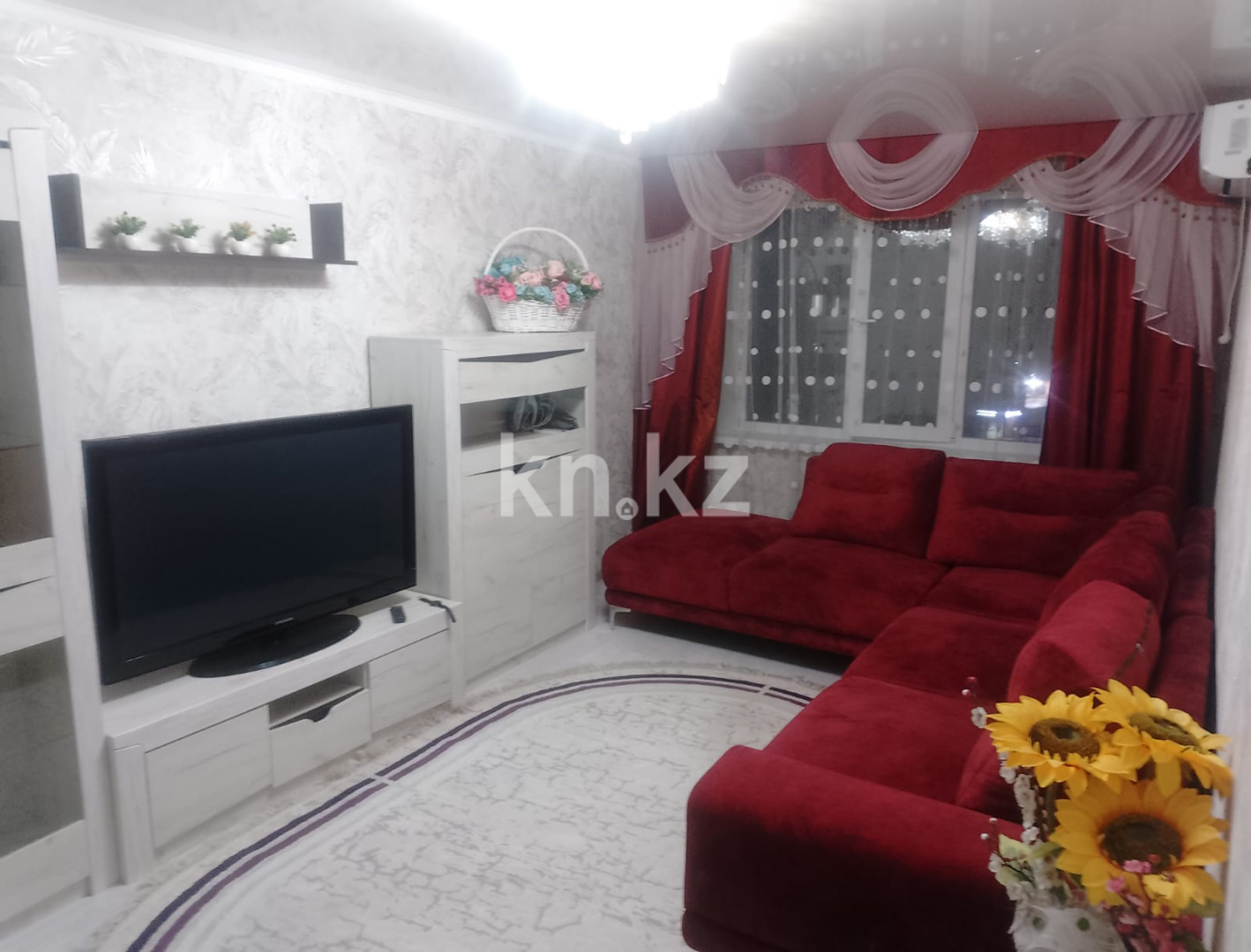 Аренда 2-комнатной квартиры, 56 м² - Аренда квартир помесячно в Уральске фото 1 из 8