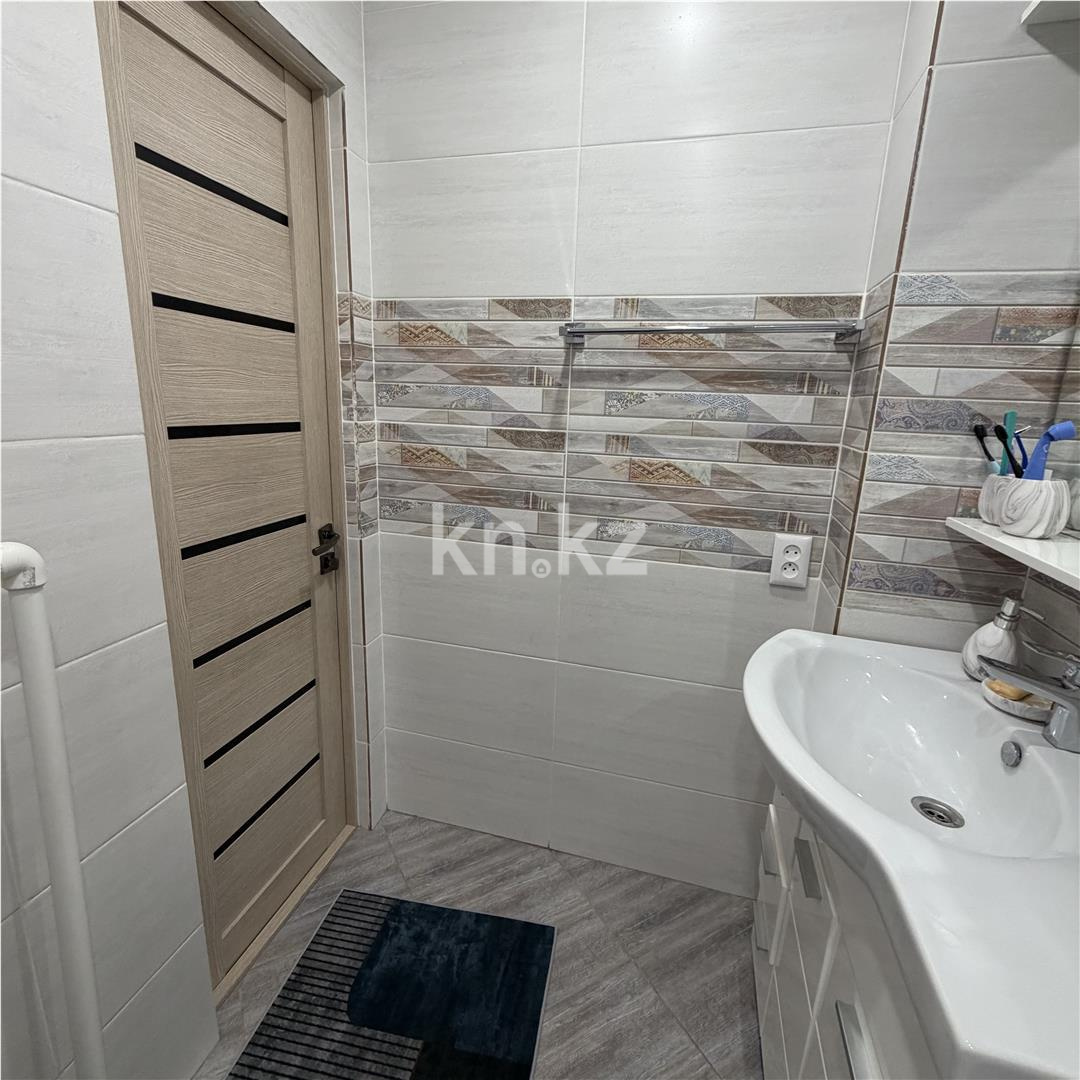 Продажа 2-комнатной квартиры, 55 м² - Продажа дач в Актобе фото 7 из 10