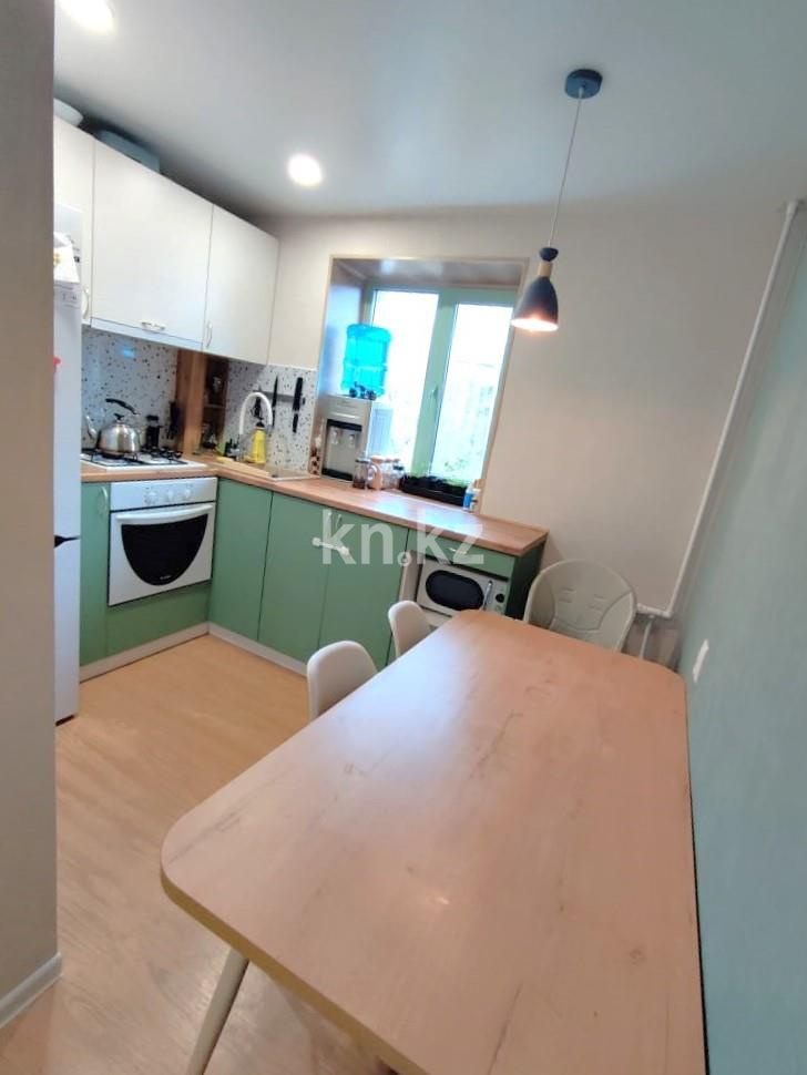 Продажа 3-комнатной квартиры, 65 м², пр. Н. Абдирова, дом  15 в Караганде - фото 4