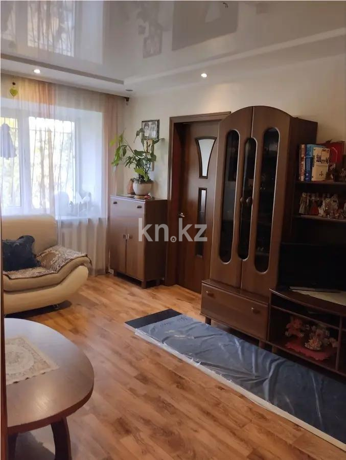 Продажа 2-комнатной квартиры, 42 м², ул. Ермекова, дом  14 - Продажа  двухкомнатных квартир в Караганде без посредников с фото фото 1 из 4