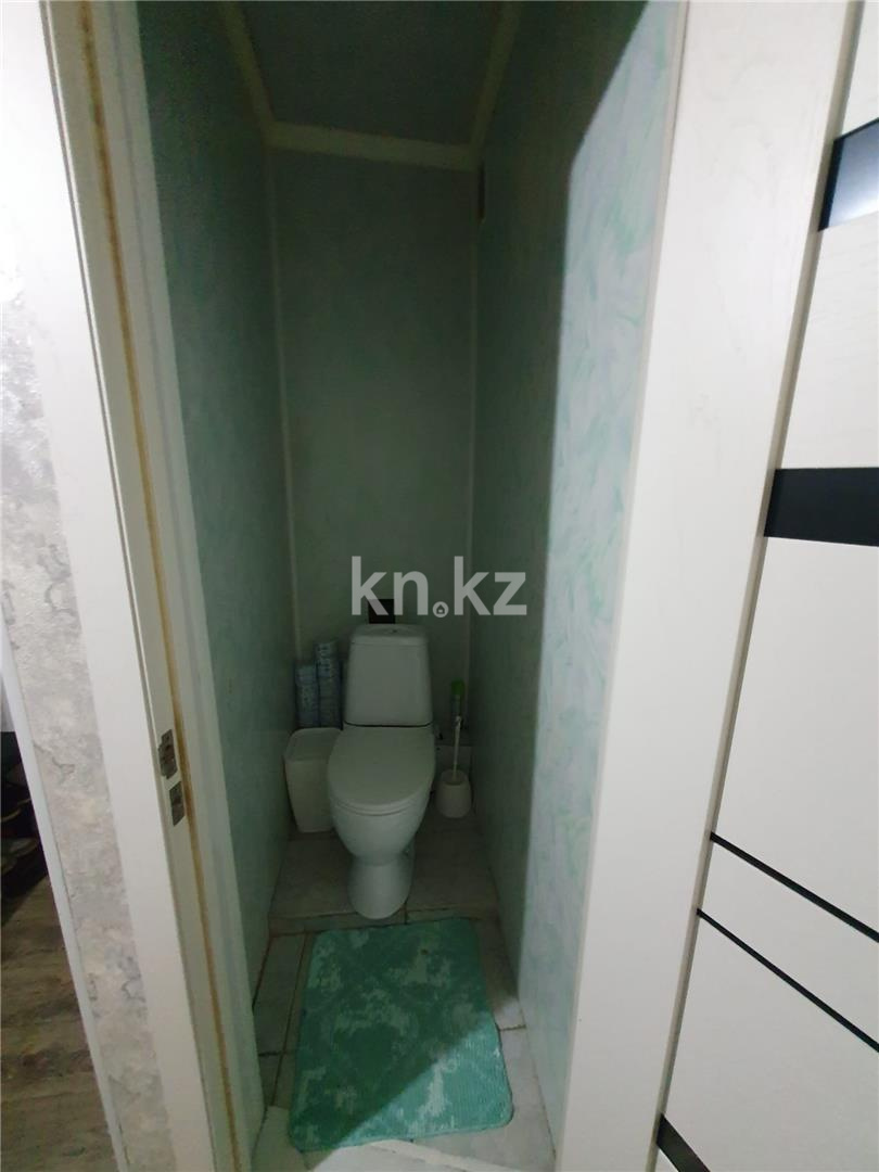 Продажа 3-комнатной квартиры, 60 м², ул. Пичугина в Караганде - фото 10