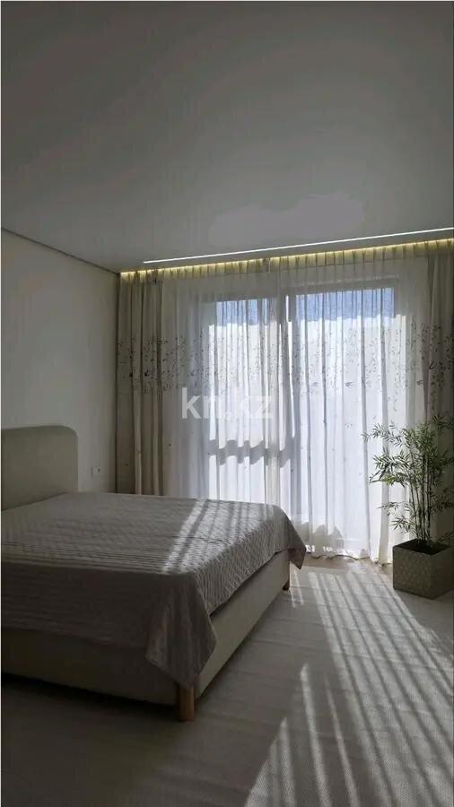 Продажа 2-комнатной квартиры, 80 м² в Алматы