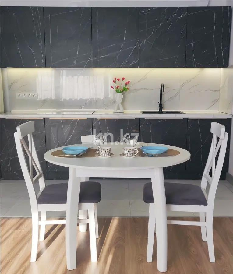 Продажа 2-комнатной квартиры, 44 м², мкр-н Самал-3, дом  15 в Алматы - фото 3