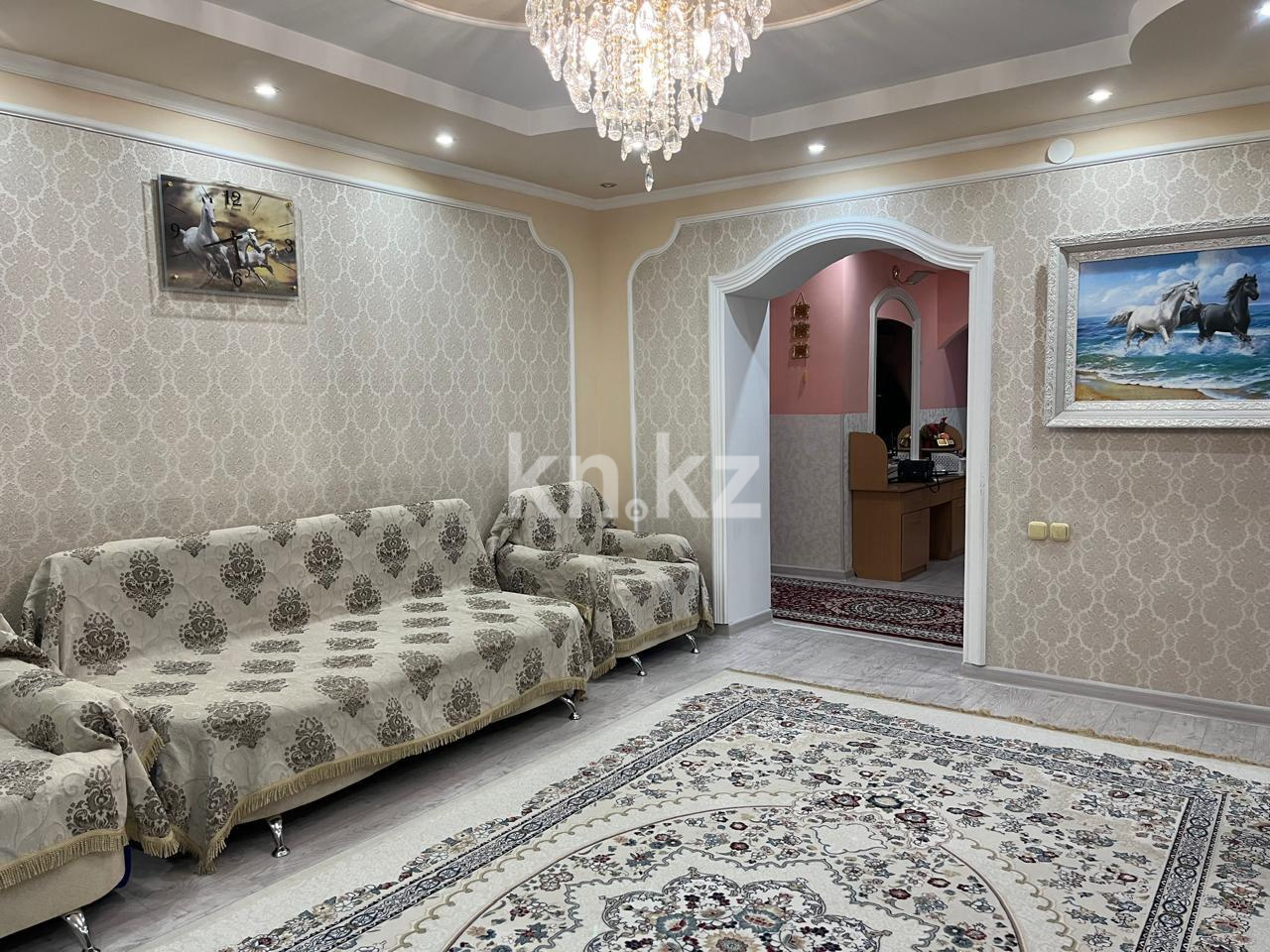 Продажа 3-комнатной квартиры, 90 м², мкр-н 11а, дом  26 в Караганде - фото 2