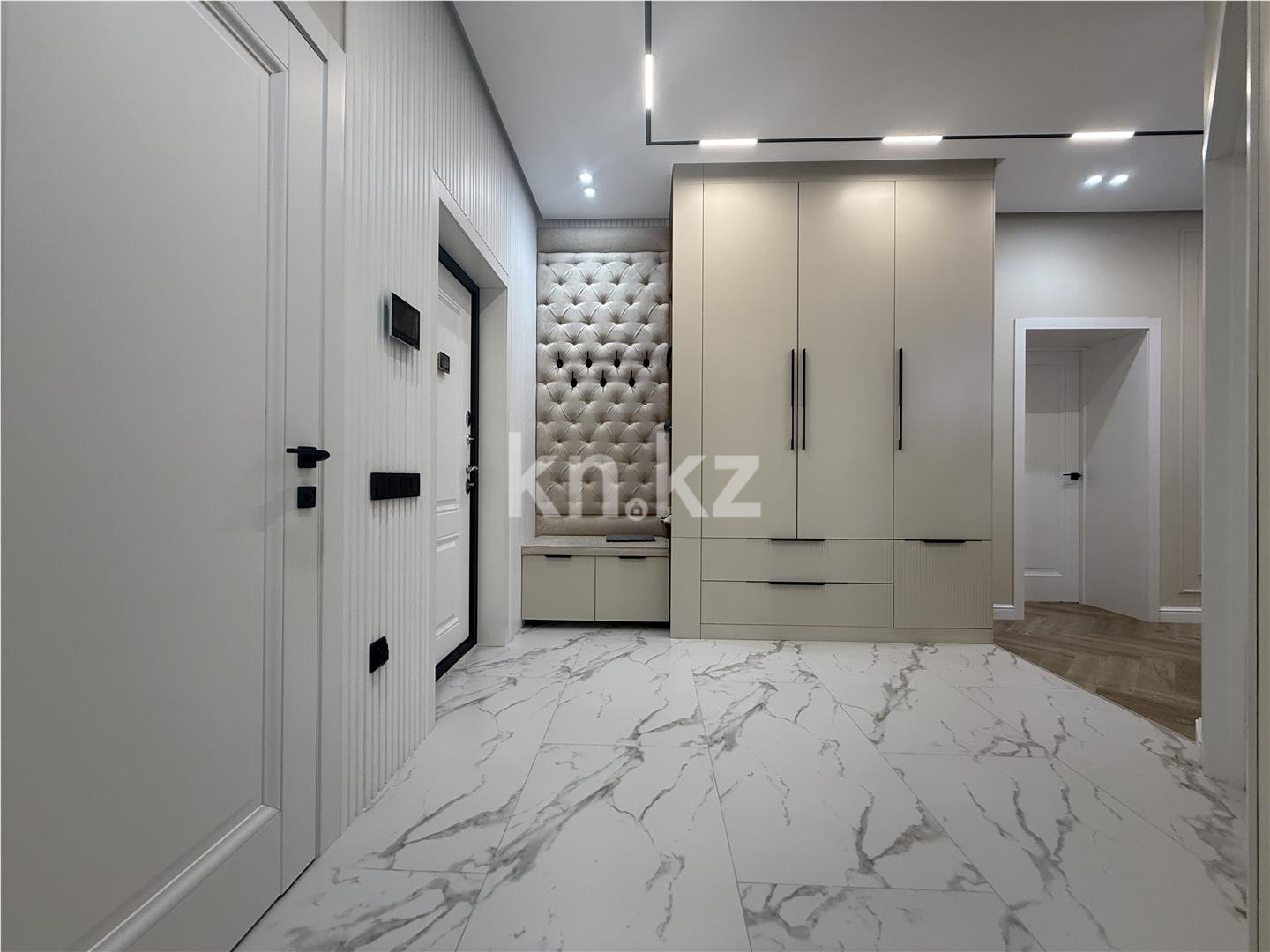 Продажа 4-комнатной квартиры, 120 м², ул. Ашимова, дом  13 - Продажа  четырехкомнатных квартир в Караганде фото 31 из 35