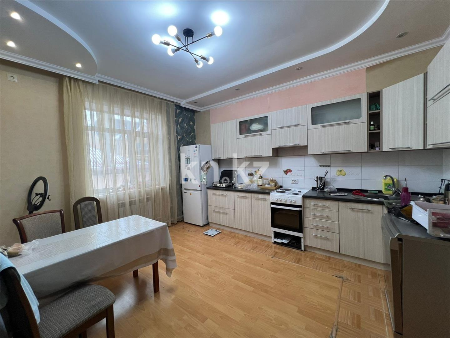 Продажа 10-комнатного дома, 540 м² - Продажа домов, коттеджей в Казахстане - страница 11 фото 6 из 44