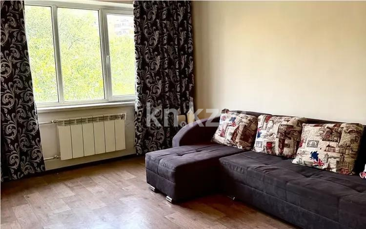 Продажа 1-комнатной квартиры, 38.4 м², мкр-н Аксай-4, дом  70 - Продажа  однокомнатных квартир в Алматы фото 1 из 3