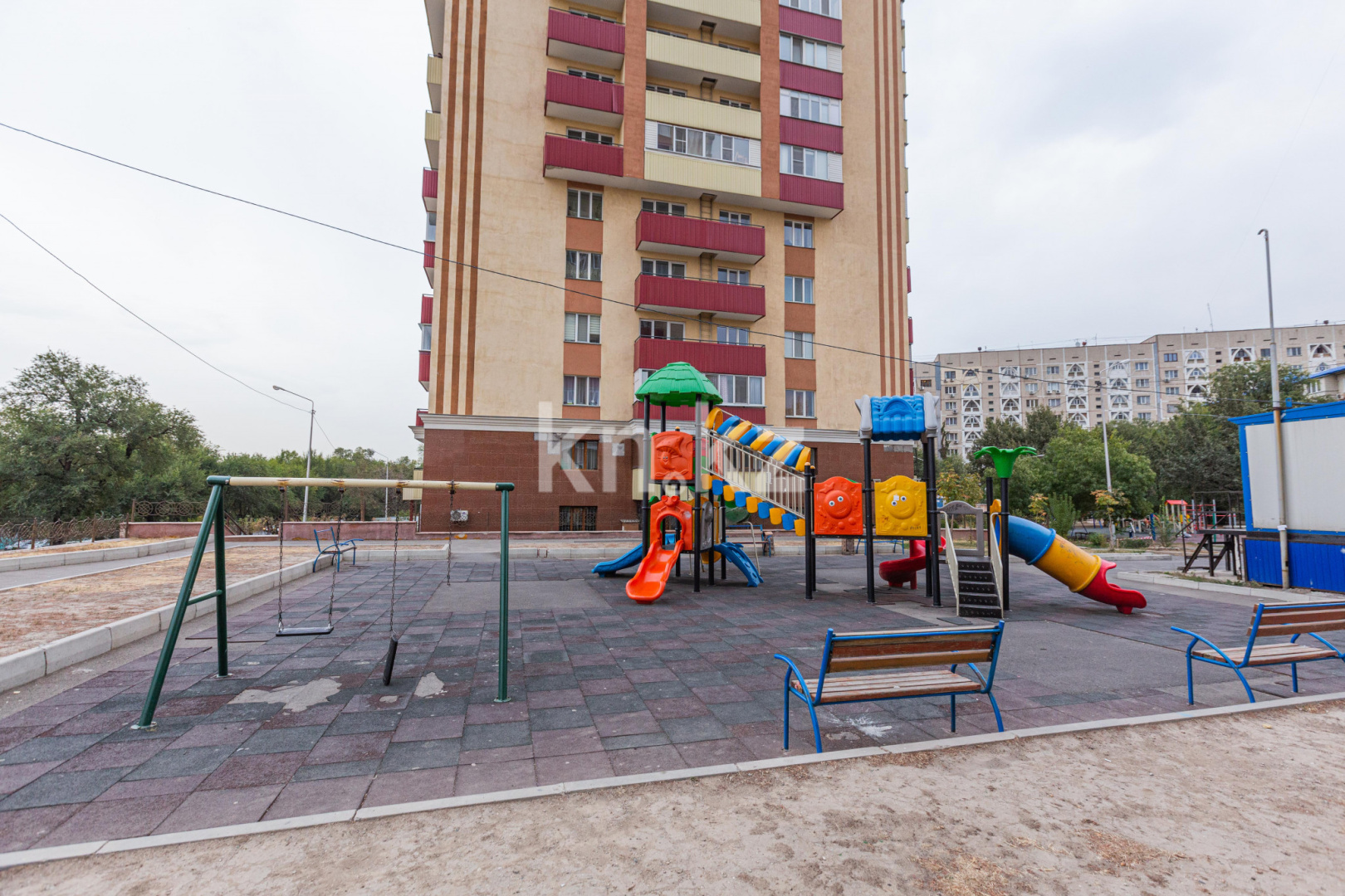 Продажа 2-комнатной квартиры, 65 м², ул. Жандосова, дом  144/1 в Алматы - фото 8