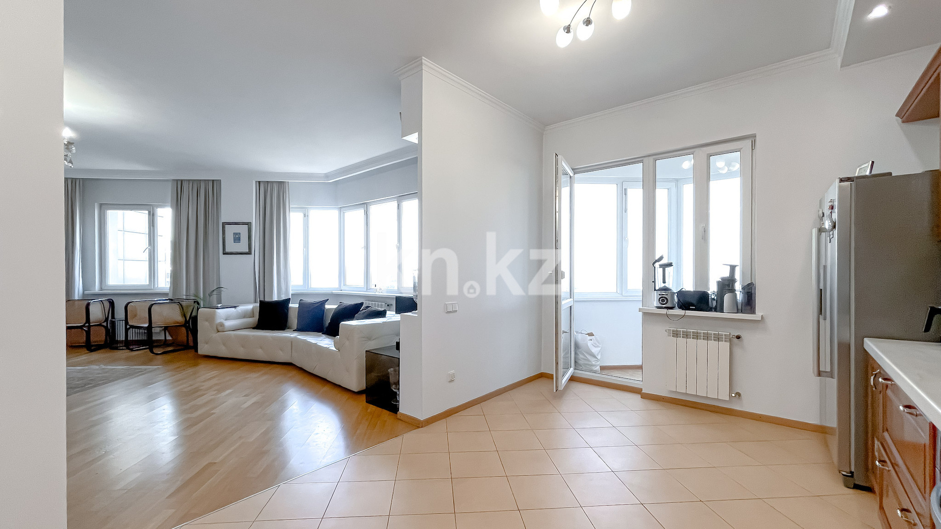 Продажа 5-комнатной квартиры, 195 м² в Алматы - фото 38