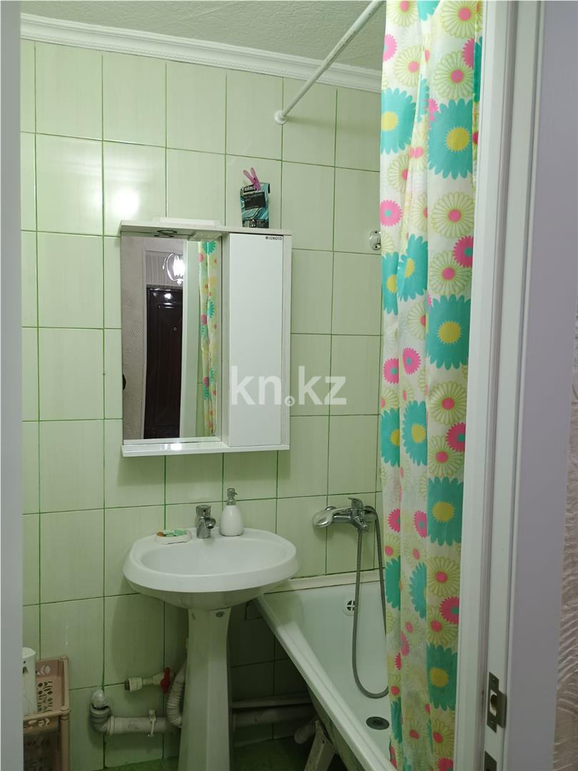 Продажа 3-комнатной квартиры, 61 м², мкр-н Восток-3 - Продажа квартир в Караганде фото 7 из 12