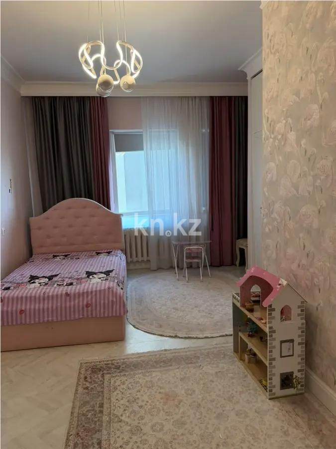 Продажа 4-комнатной квартиры, 165 м² - Продажа четырехкомнатных квартир от собственников в Астане - страница 2 фото 2 из 7