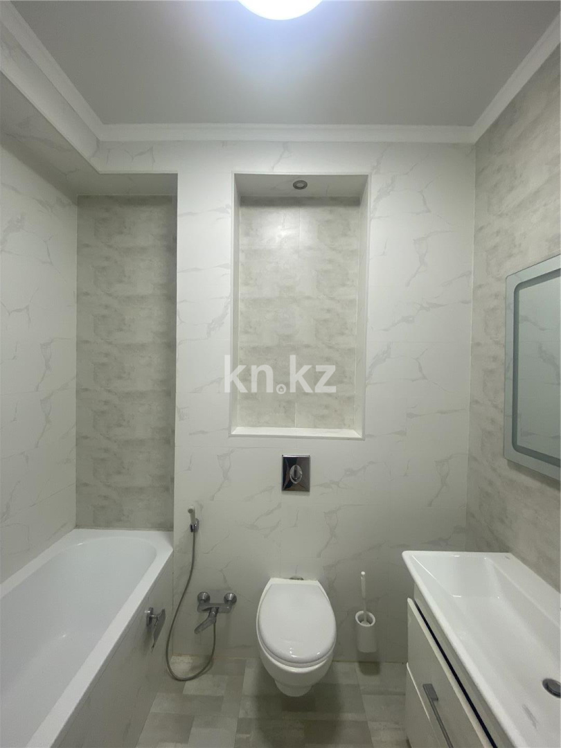 Продажа 3-комнатной квартиры, 119.8 м², ул. Мухамедханова в Астане - фото 11