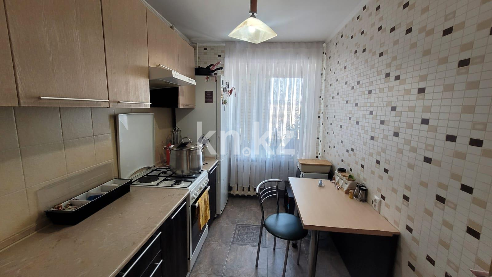 Продажа 3-комнатной квартиры, 64 м², пр. Назарбаева в Караганде - фото 8