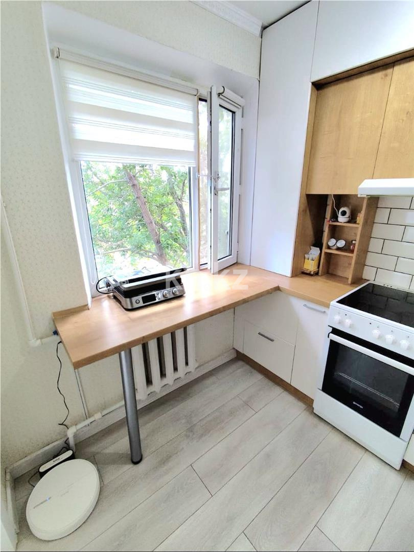 Продажа 3-комнатной квартиры, 60 м², ул. Язева - Продажа  трехкомнатных квартир в Караганде фото 6 из 14