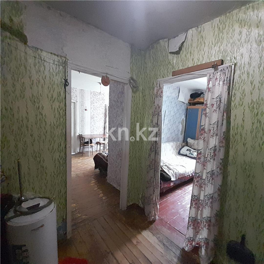 Продажа 4-комнатной квартиры, 60 м², мкр-н 21, дом  29 - Продажа  четырехкомнатных квартир в Караганде фото 7 из 15