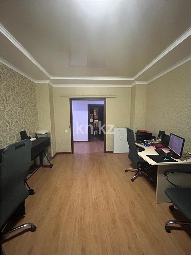 Продажа 4-комнатной квартиры, 106 м², пр. Мангилик Ел - Продажа  четырехкомнатных квартир в Астане фото 1 из 14