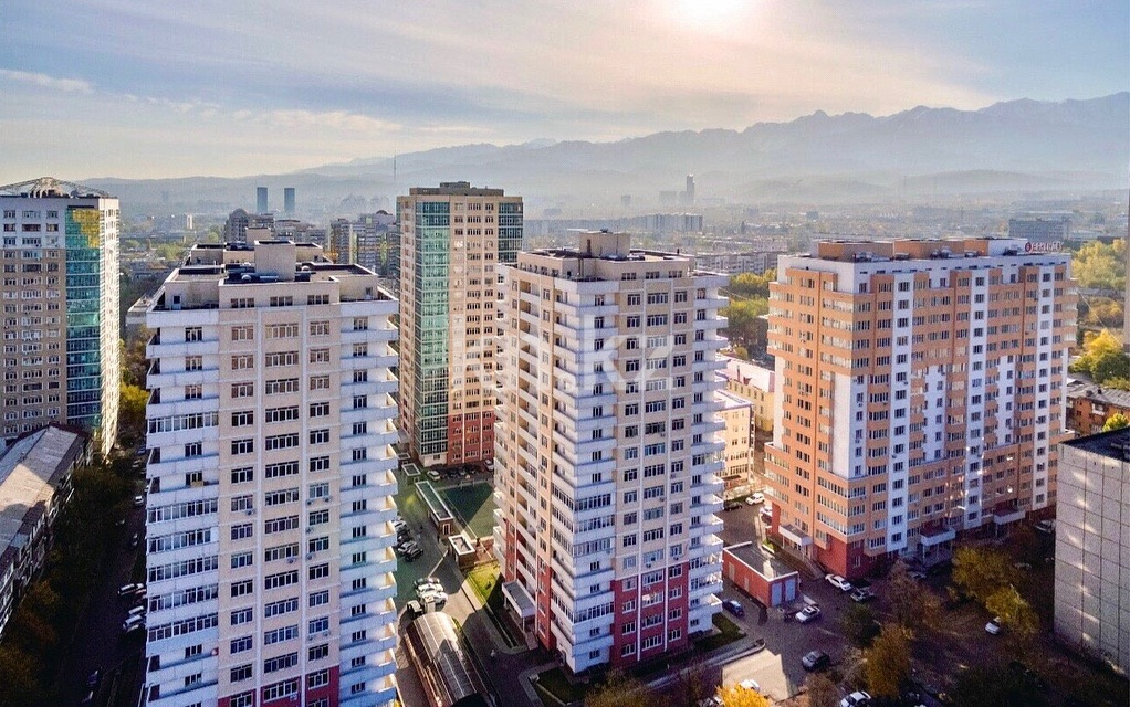 Продажа 2-комнатной квартиры, 76 м², пр. Гагарина, дом  133/2 в Алматы - фото 2