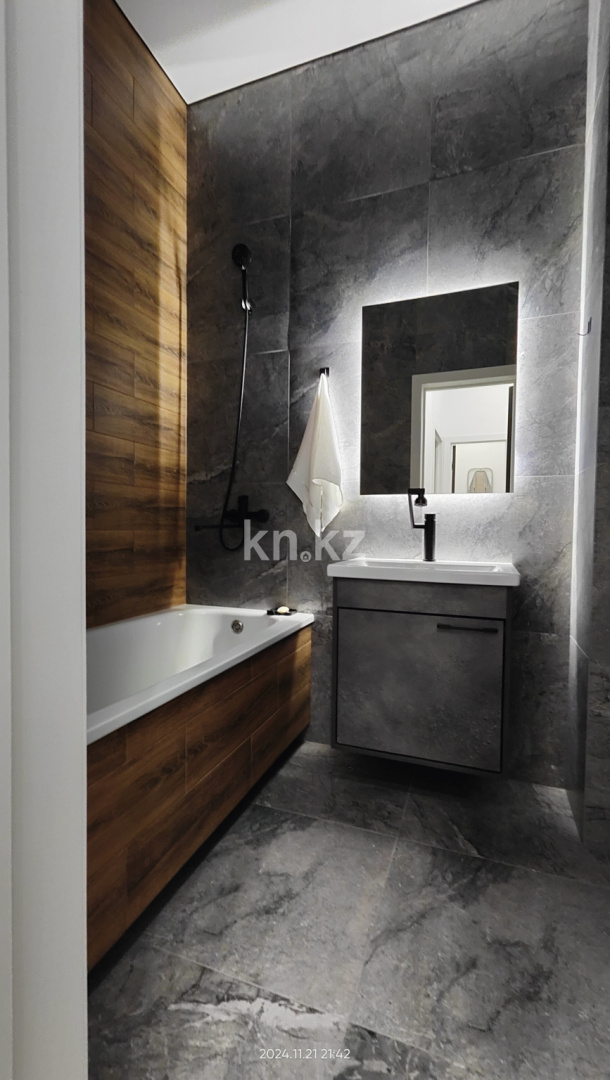 Продажа 1-комнатной квартиры, 40 м², пр. Шахтеров, дом  20/4 - Продажа  однокомнатных квартир в Караганде с фото фото 5 из 13