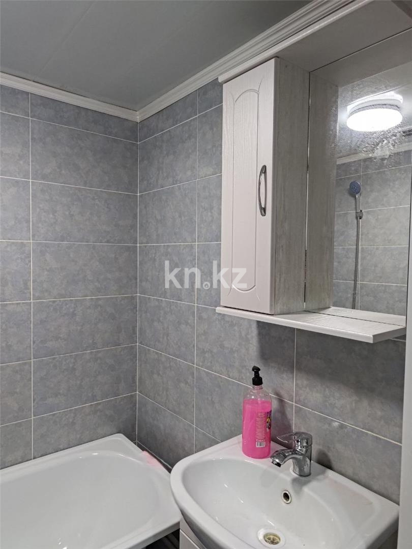 Продажа 3-комнатной квартиры, 65 м², ул. Стахановская, дом  24 - Продажа квартир в Караганде фото 10 из 11