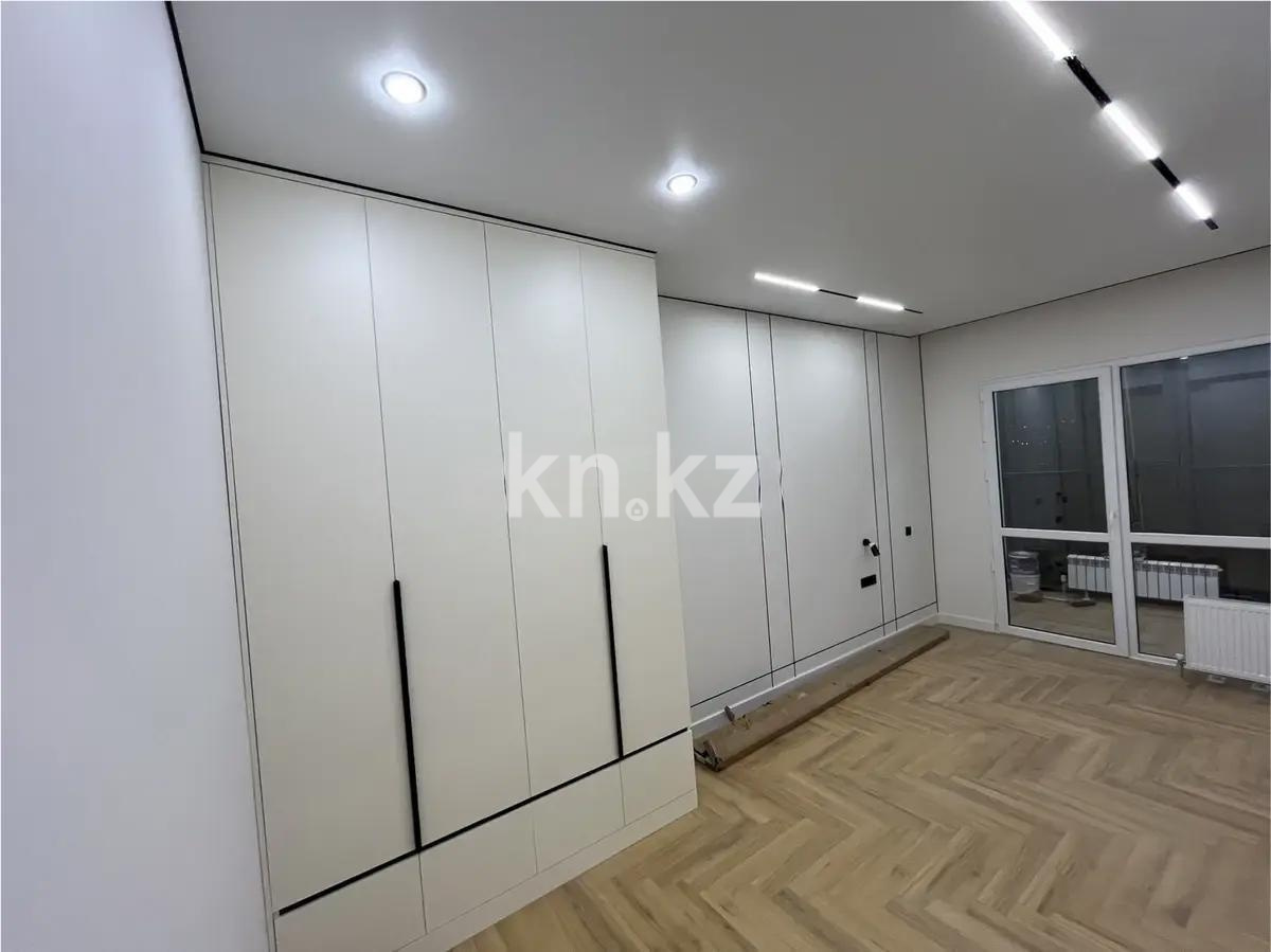 Продажа 4-комнатной квартиры, 100 м², пр. Абая, дом  160 в Алматы - фото 2