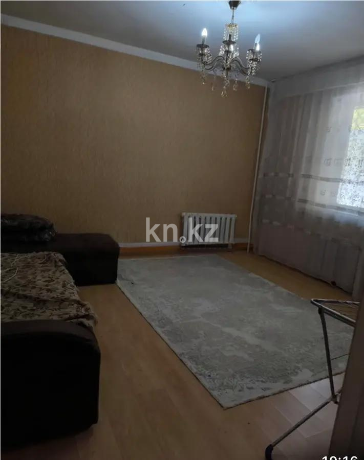 Продажа 3-комнатной квартиры, 63 м², мкр-н Аксай-1а, дом  13 - Продажа квартир в Алматы фото 1 из 4