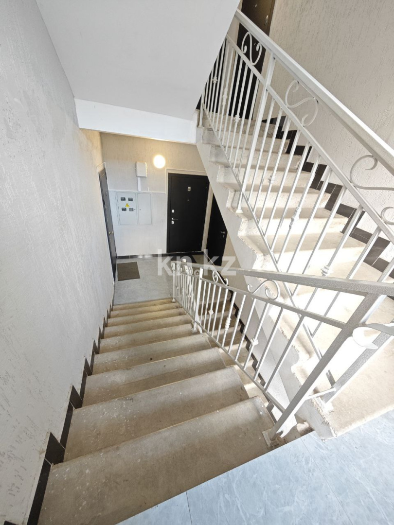 Продажа 3-комнатной квартиры, 64 м², мкр-н Голубые Пруды, дом  7/14 в Караганде - фото 15