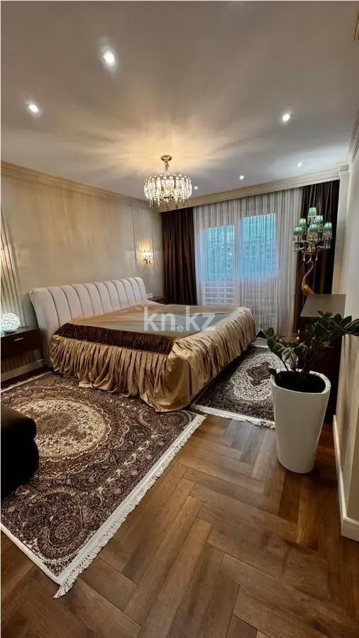 Продажа 5-комнатной квартиры, 202 м² в Алматы - фото 2