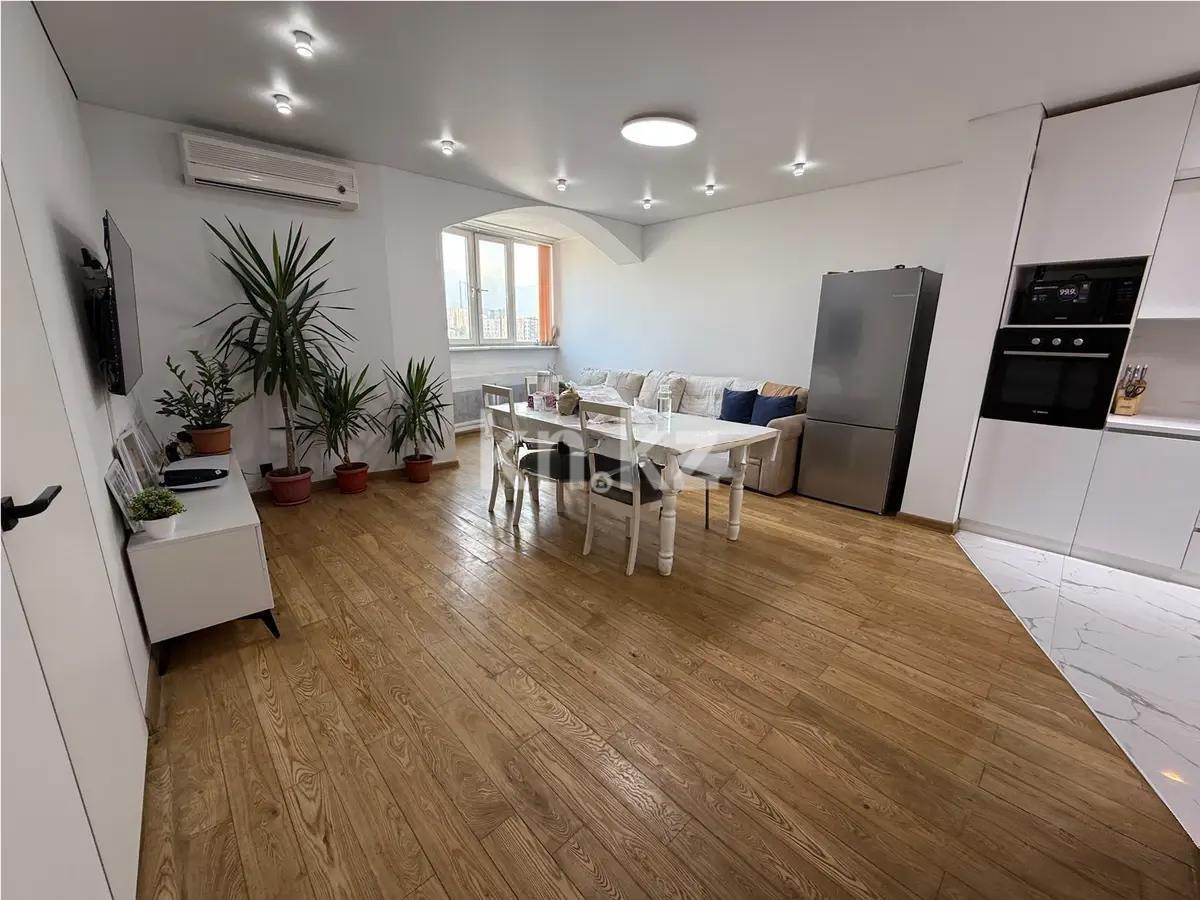 Продажа 3-комнатной квартиры, 82 м², мкр-н Керемет, дом  3/2 в Алматы