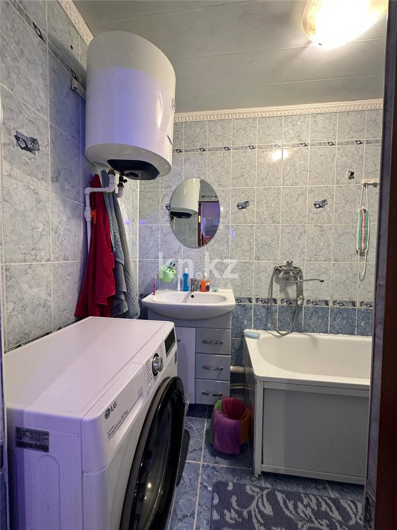 Продажа 3-комнатной квартиры, 74 м², ул. Гапеева - Продажа  трехкомнатных квартир в Караганде фото 5 из 16