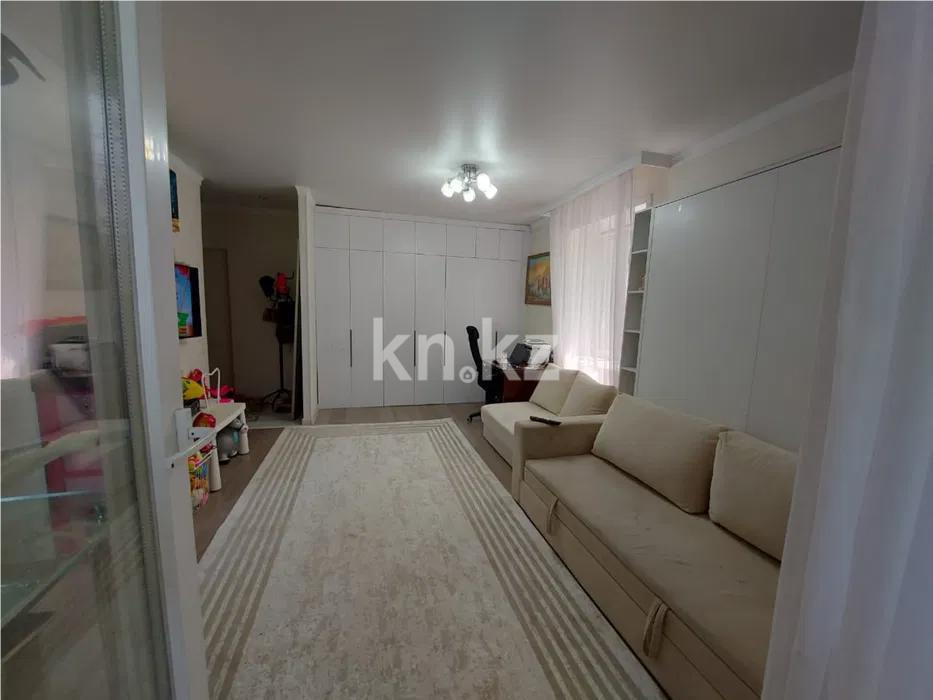 Продажа 1-комнатной квартиры, 33 м² в Астане