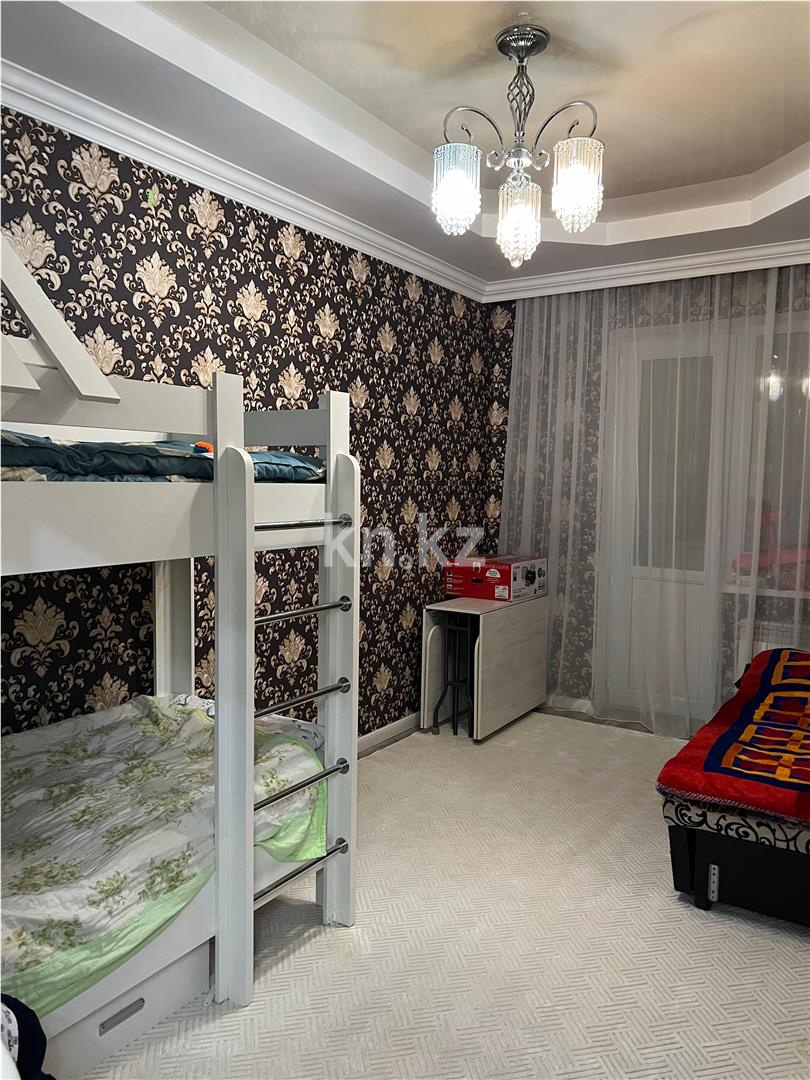 Продажа 3-комнатной квартиры, 90 м², ул. Акмешит в Астане - фото 8