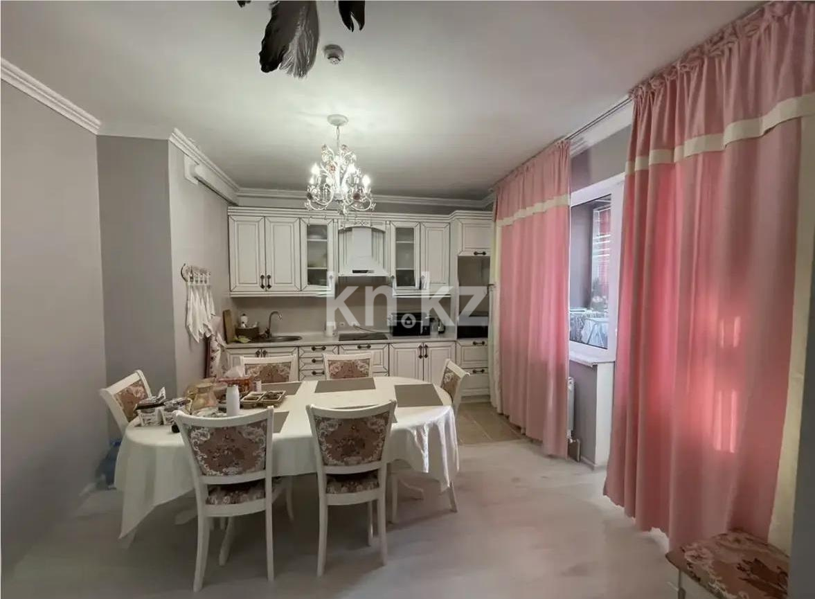 Продажа 2-комнатной квартиры, 72 м², ул. Навои, дом  7 в Алматы - фото 3