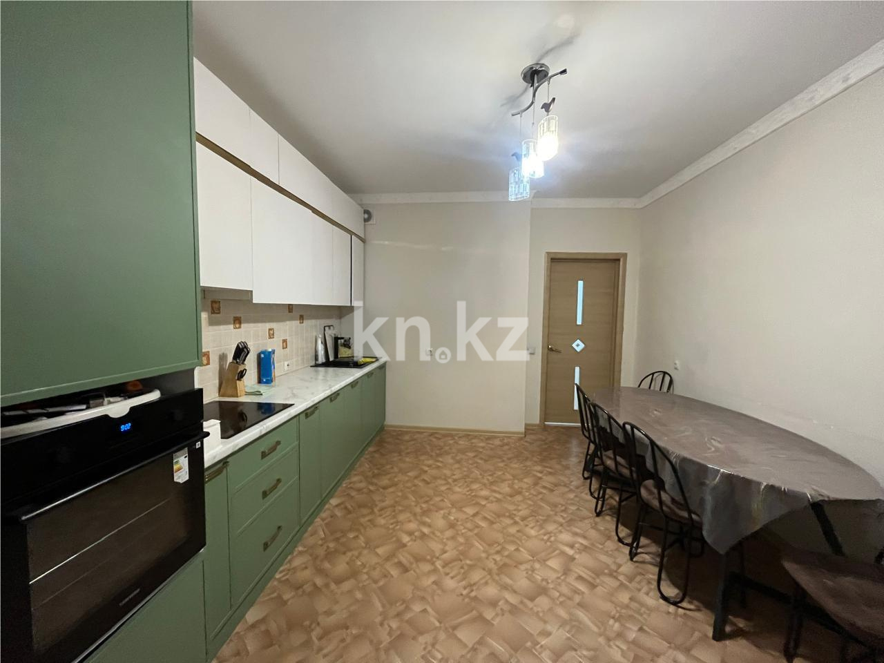 Продажа 3-комнатной квартиры, 96 м², пр. Момышулы в Астане - фото 8