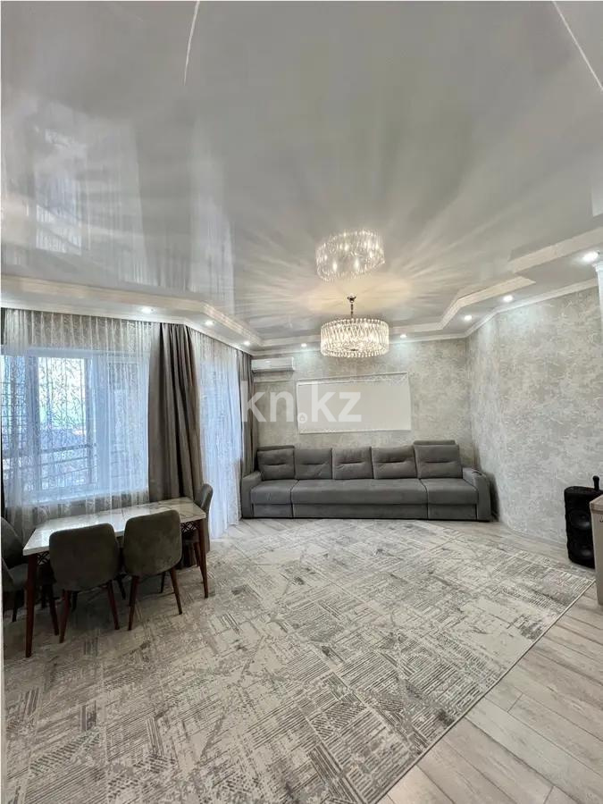 Продажа 4-комнатной квартиры, 90 м², ул. Дюсембекова - Продажа  четырехкомнатных квартир в Караганде фото 2 из 8