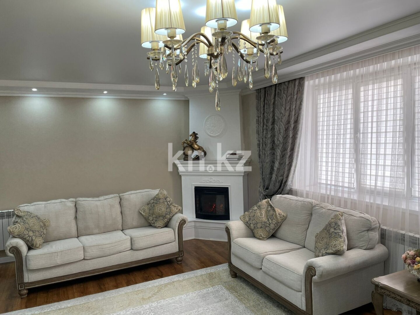Продажа 5-комнатного дома, 380 м² в Алматы - фото 32