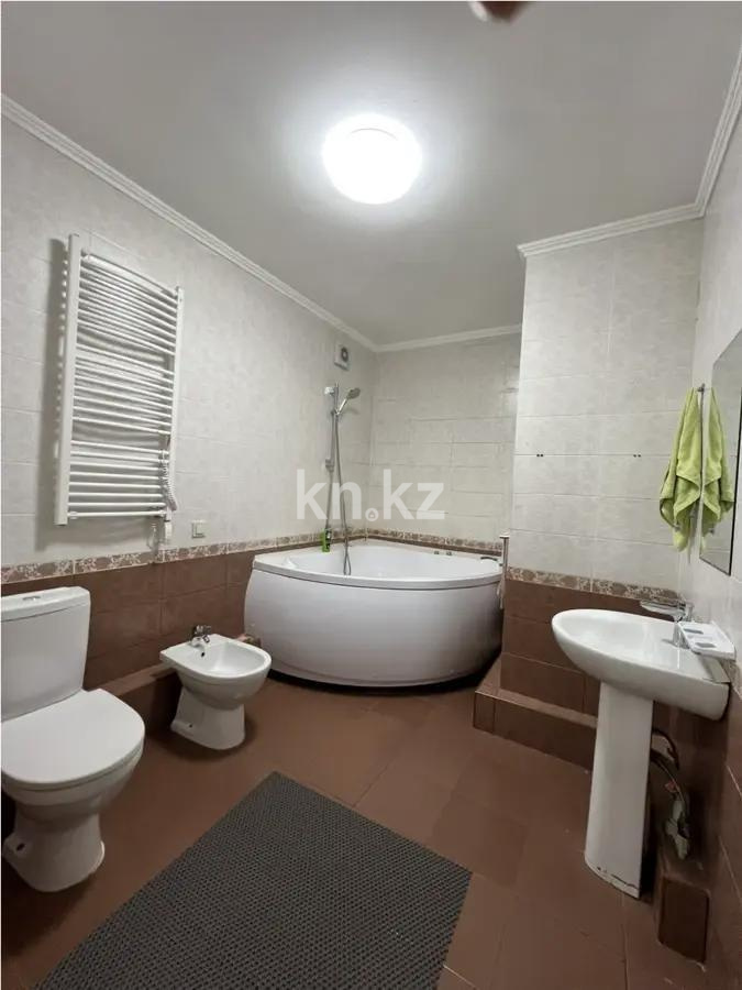 Продажа 5-комнатной квартиры, 196 м² - Продажа пятикомнатных и более квартир от собственников в Астане фото 7 из 9