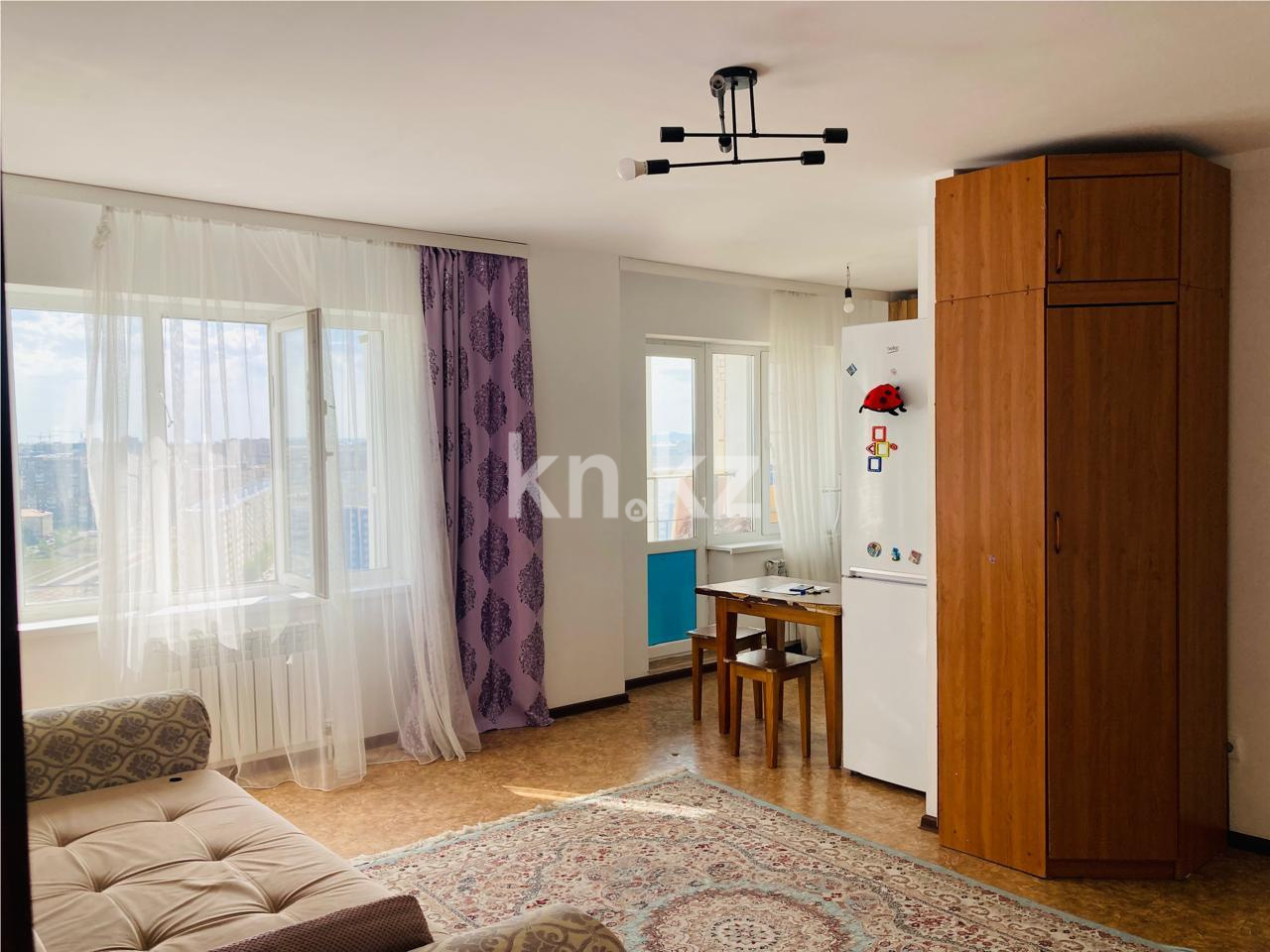 Продажа 2-комнатной квартиры, 54 м², ул. Ашимова - Продажа  двухкомнатных квартир в Караганде фото 2 из 16