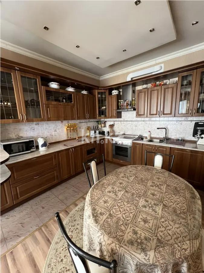 Продажа 4-комнатной квартиры, 150 м² - Продажа квартир от собственников в Астане фото 5 из 9