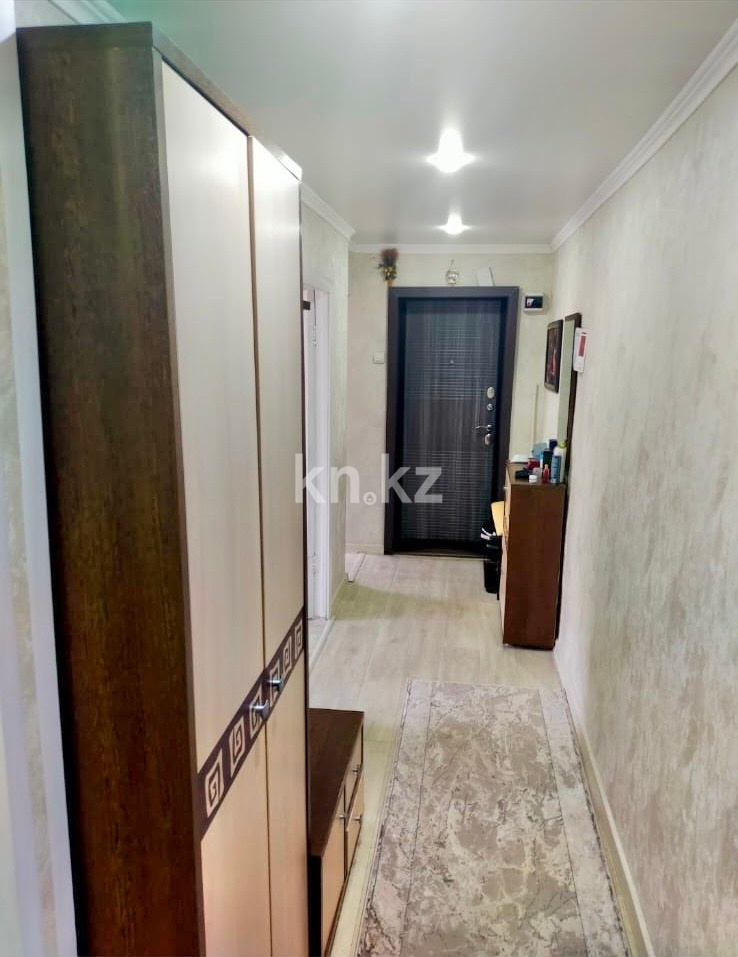 Продажа 3-комнатной квартиры, 63 м² - Недвижимость в Караганде фото 2 из 10