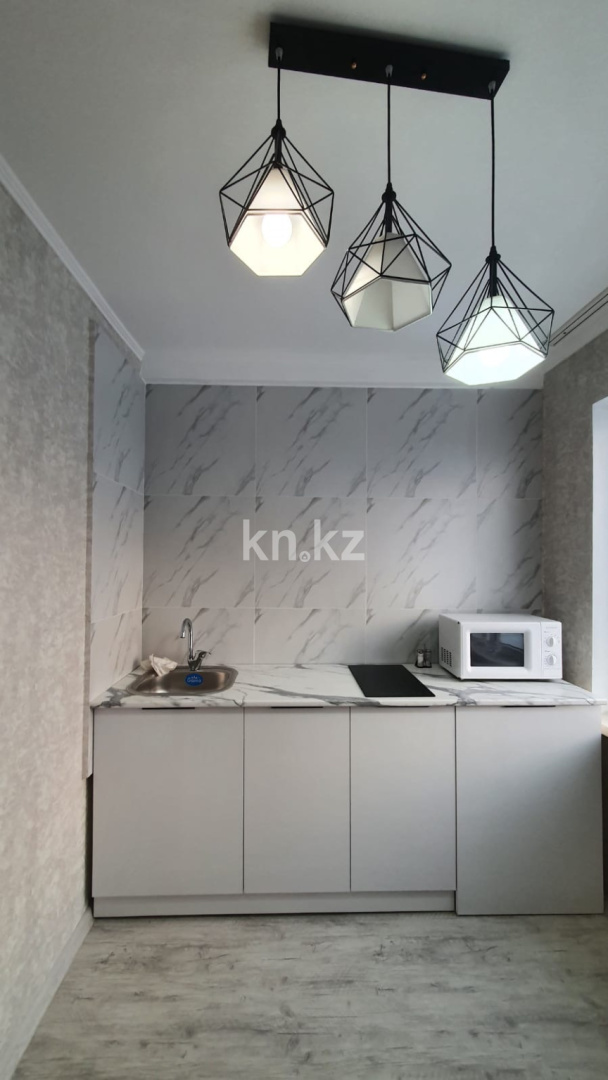 Аренда 1-комнатной квартиры посуточно, 32 м², ул. Казахстан, дом  82/1 - Аренда квартир посуточно в Усть-Каменогорске фото 4 из 7