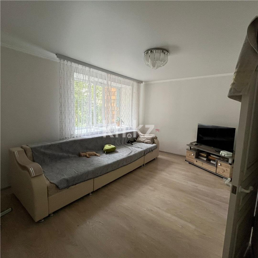Продажа 3-комнатной квартиры, 63 м² в Караганде