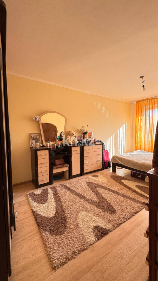 Продажа 4-комнатной квартиры, 76.2 м², Самал, дом  16 - Продажа квартир в Таразе фото 4 из 17