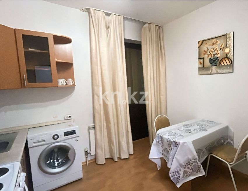 Аренда 1-комнатной квартиры посуточно, 45 м² в Астане - фото 3