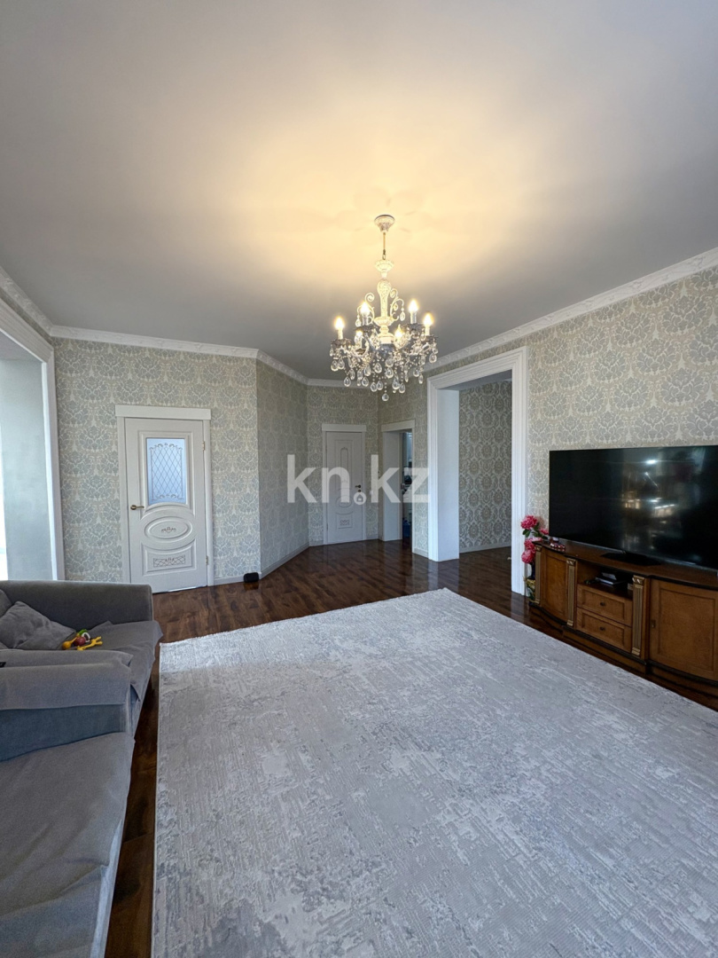 Продажа 7-комнатного дома, 300 м² в Алматы - фото 26