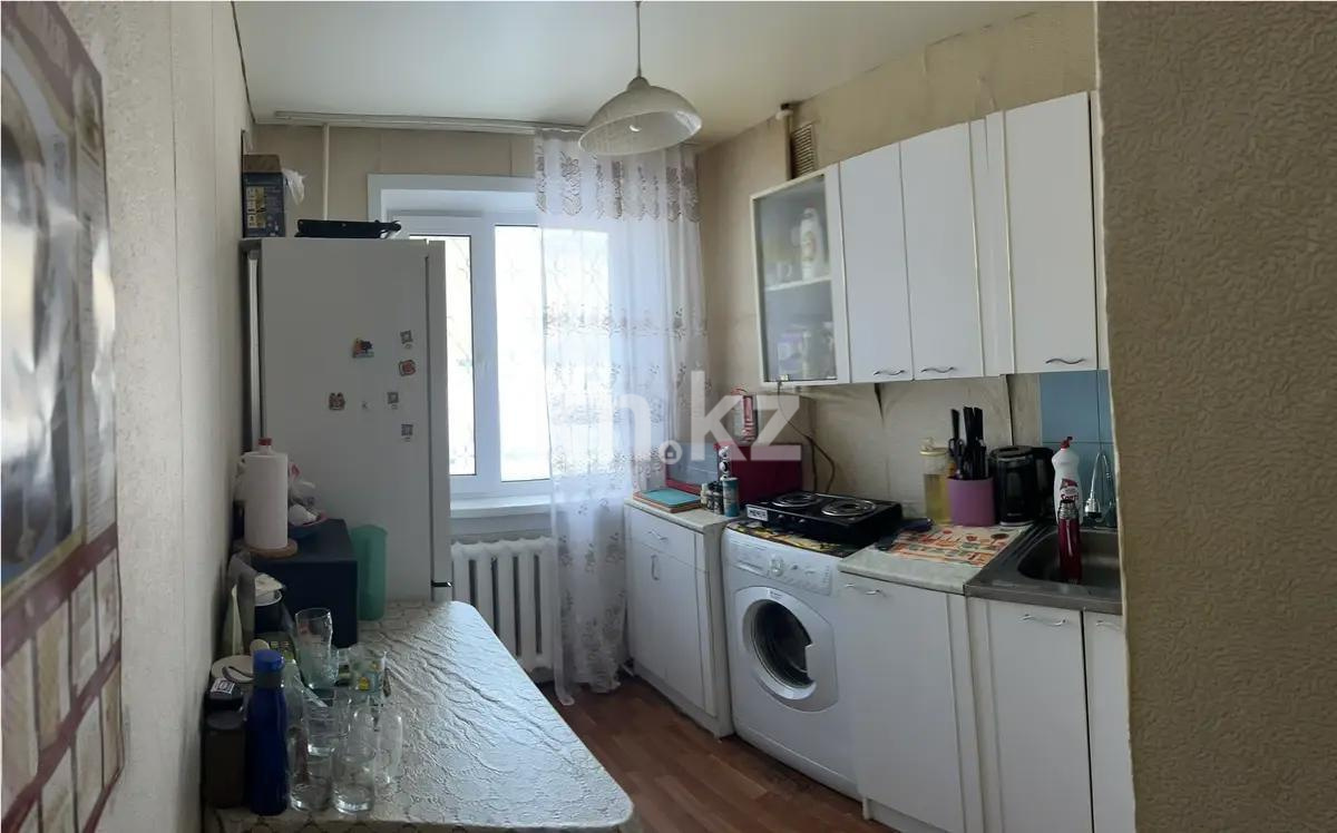 Продажа 3-комнатной квартиры, 47 м², ул. Муканова, дом  4 - Продажа  трехкомнатных квартир в Караганде фото 3 из 5