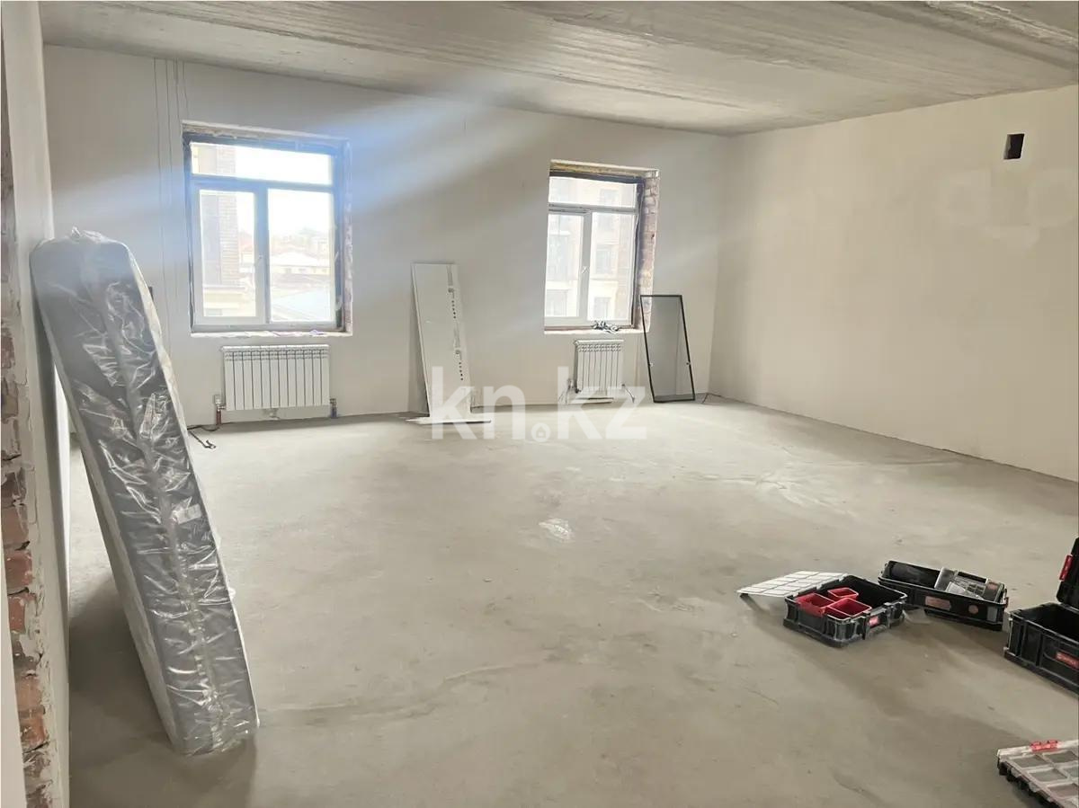 Продажа 4-комнатной квартиры, 119 м², пр. Республики, дом  49/2 - Продажа  четырехкомнатных квартир в Караганде фото 1 из 5