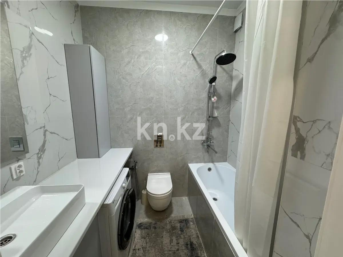 Продажа 3-комнатной квартиры, 65 м², пр. Абая, дом  164/7 в Алматы - фото 4