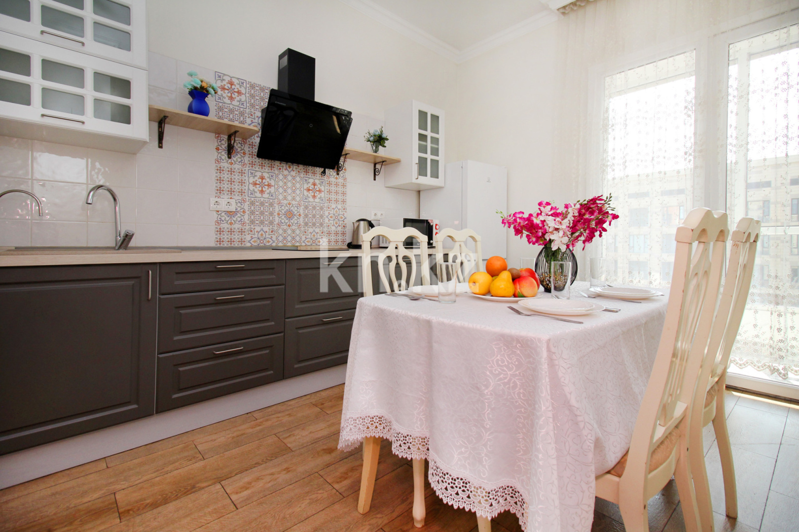 Аренда 1-комнатной квартиры посуточно, 40 м², пр. Абая, дом  109/6 - ул. Манаса - Аренда жилой и коммерческой недвижимости в Алматы фото 8 из 30