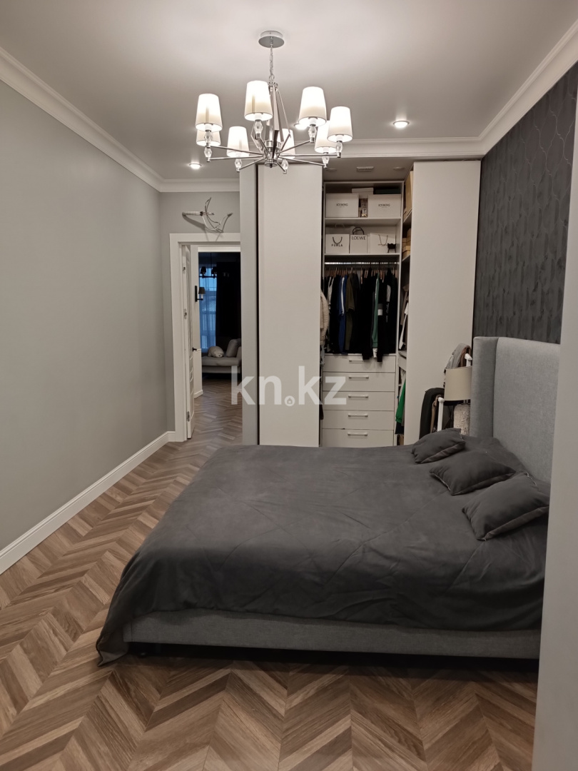 Продажа 3-комнатной квартиры, 93 м², ул. Гоголя - Продажа квартир в Караганде фото 15 из 21